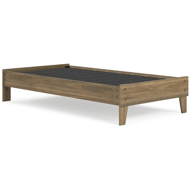 Signature Design by Ashley Deanlow Honey Platform Bed